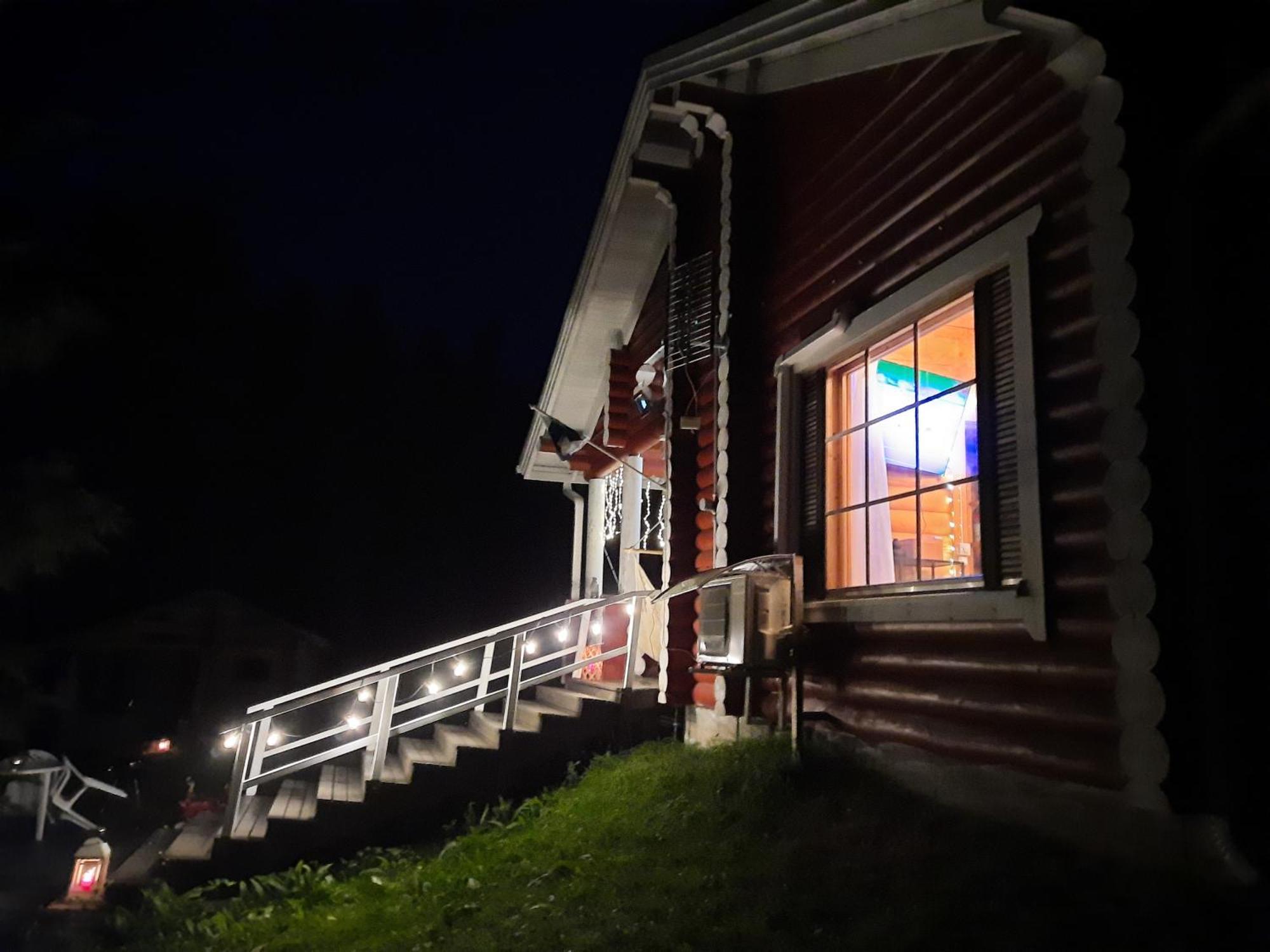Lapin Villa Hiisi Joen Rannalla 라누아 외부 사진